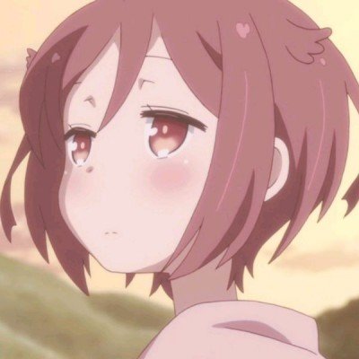 奶奶手拿桃枝接刚出生的宝宝回家